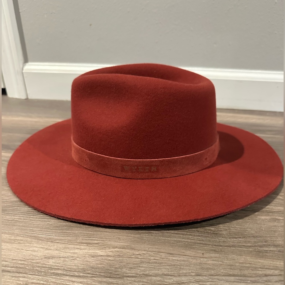 ANTHROPOLOGIExWyeth rusty red rancher hat. O/S